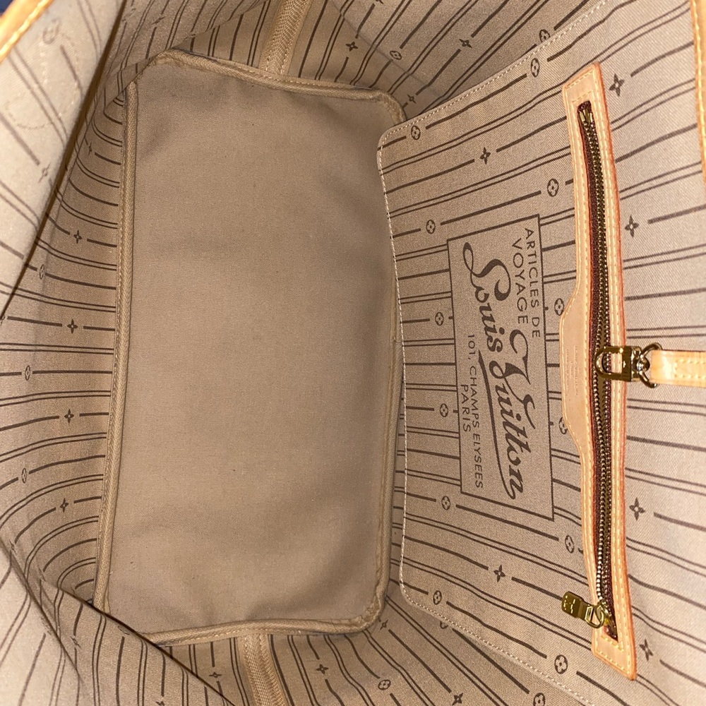 **SOLD**Louis Vuitton Neverfull GM Monogram Tote - Picture 7 of 16